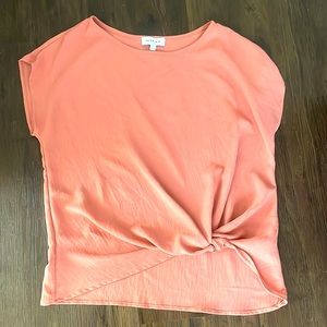 Gilli side knot top